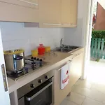 With Outdoor Patio And Fireplace Апартаменты Бибионе