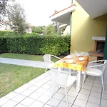 Апартаменты With Outdoor Patio And Fireplace